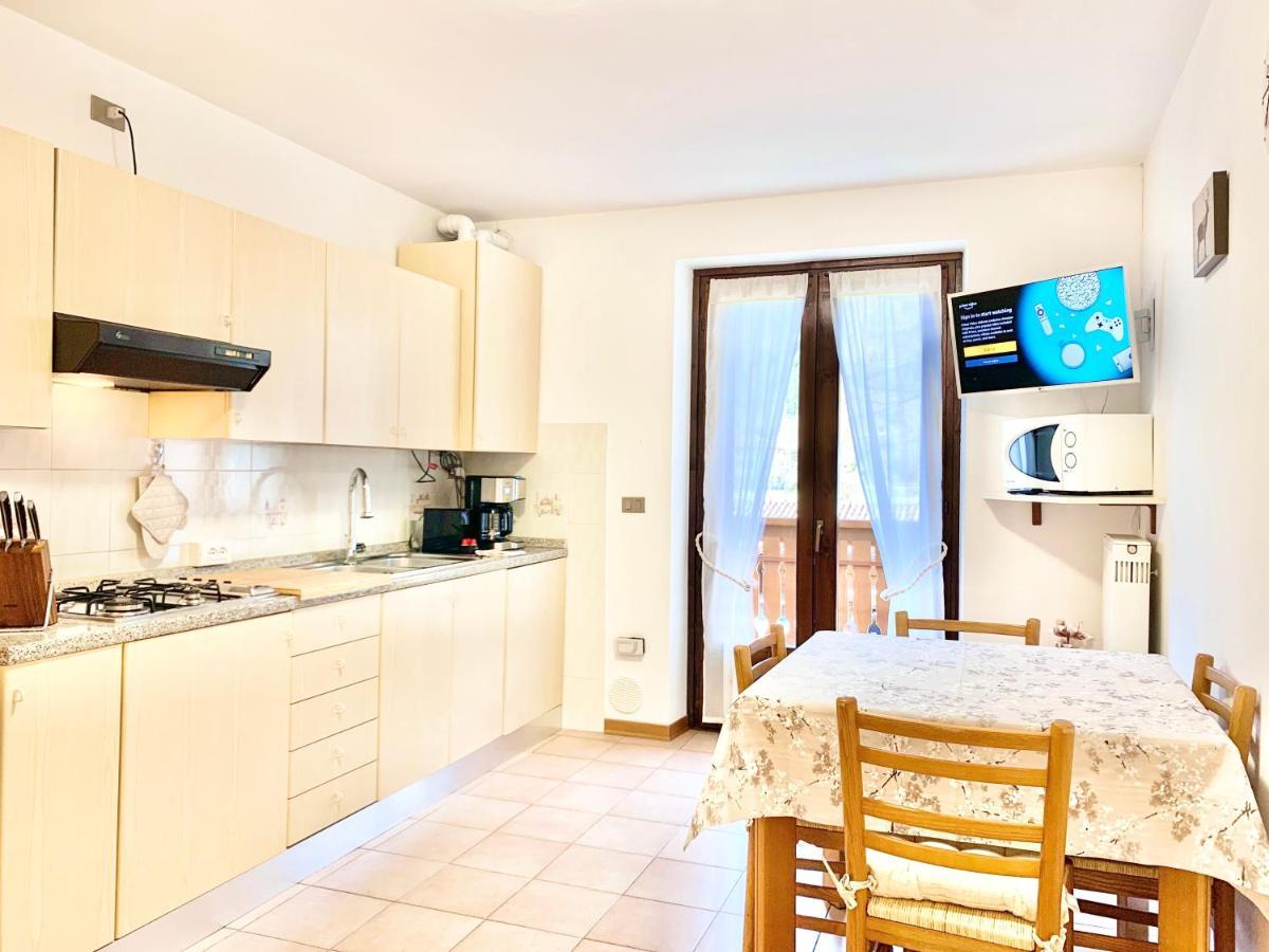 Casa Lucia Apartment เปียเว ดิ เลโดร ภายนอก รูปภาพ