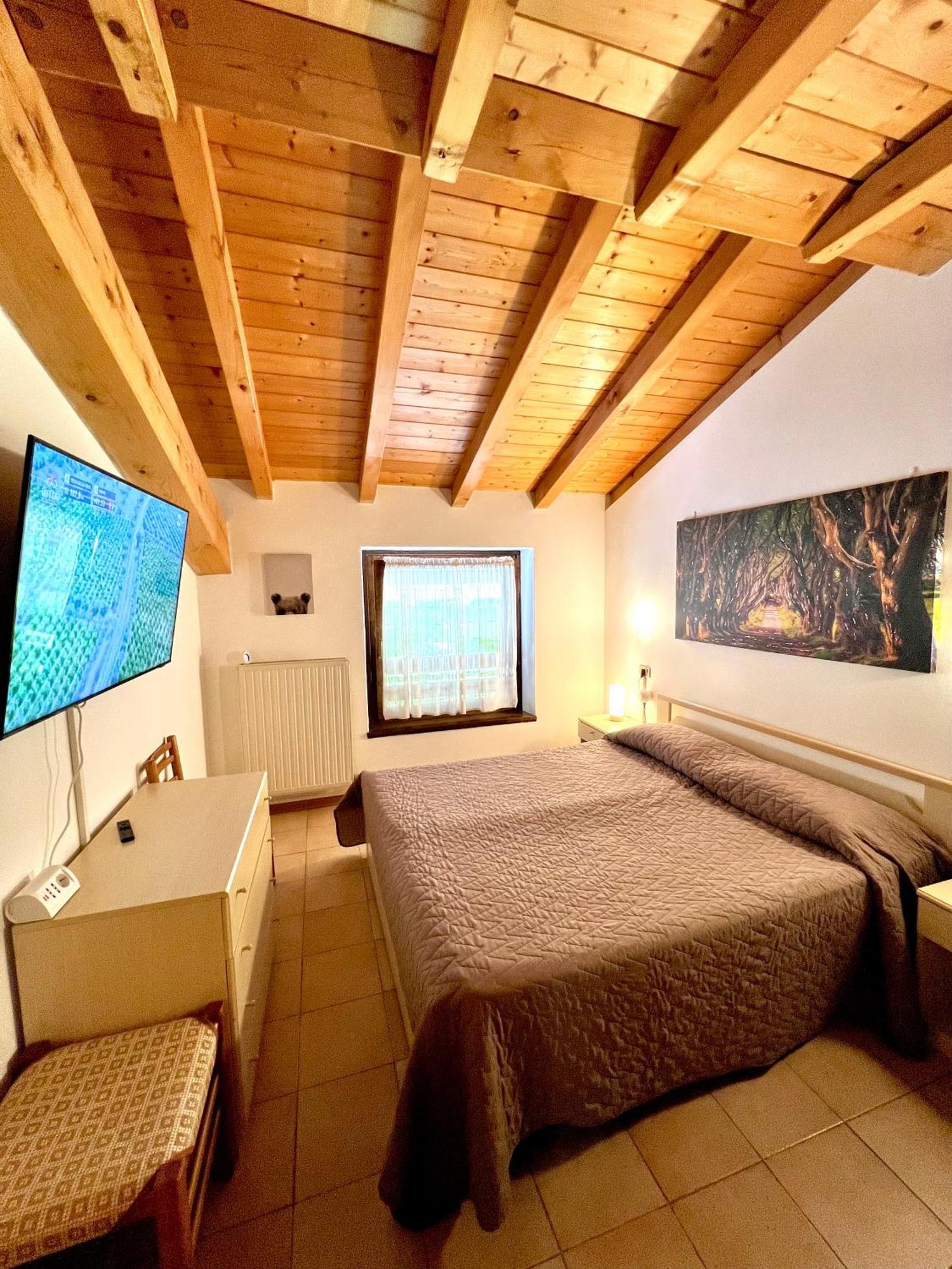 Casa Lucia Apartment เปียเว ดิ เลโดร ภายนอก รูปภาพ